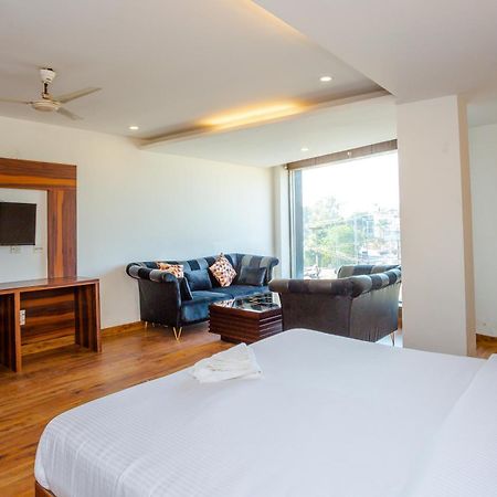 Hotel Doon Dehradun Quarto foto
